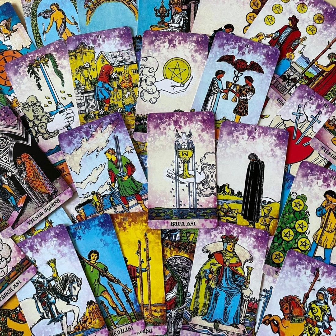 78 Kartlı Regin Aesthetic v2 Tarot Destesi