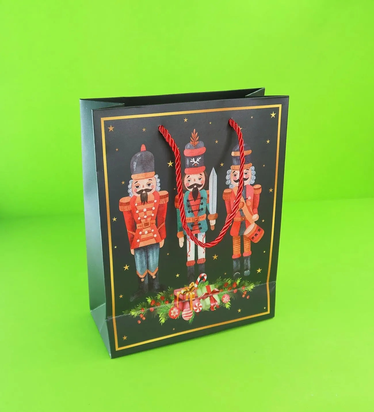 Yılbaşı Yıldızlı Karton Çanta 23x18x8 Cm